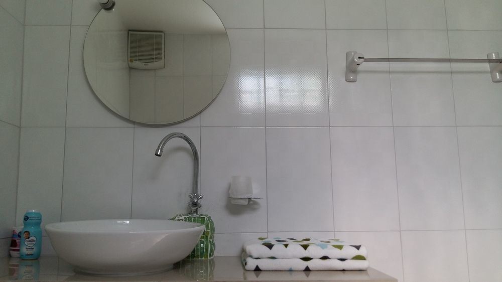Jutharat Home Ayutthaya Eksteriør billede